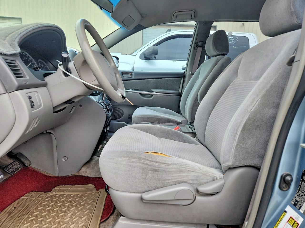 2008 TOYOTA SIENNA