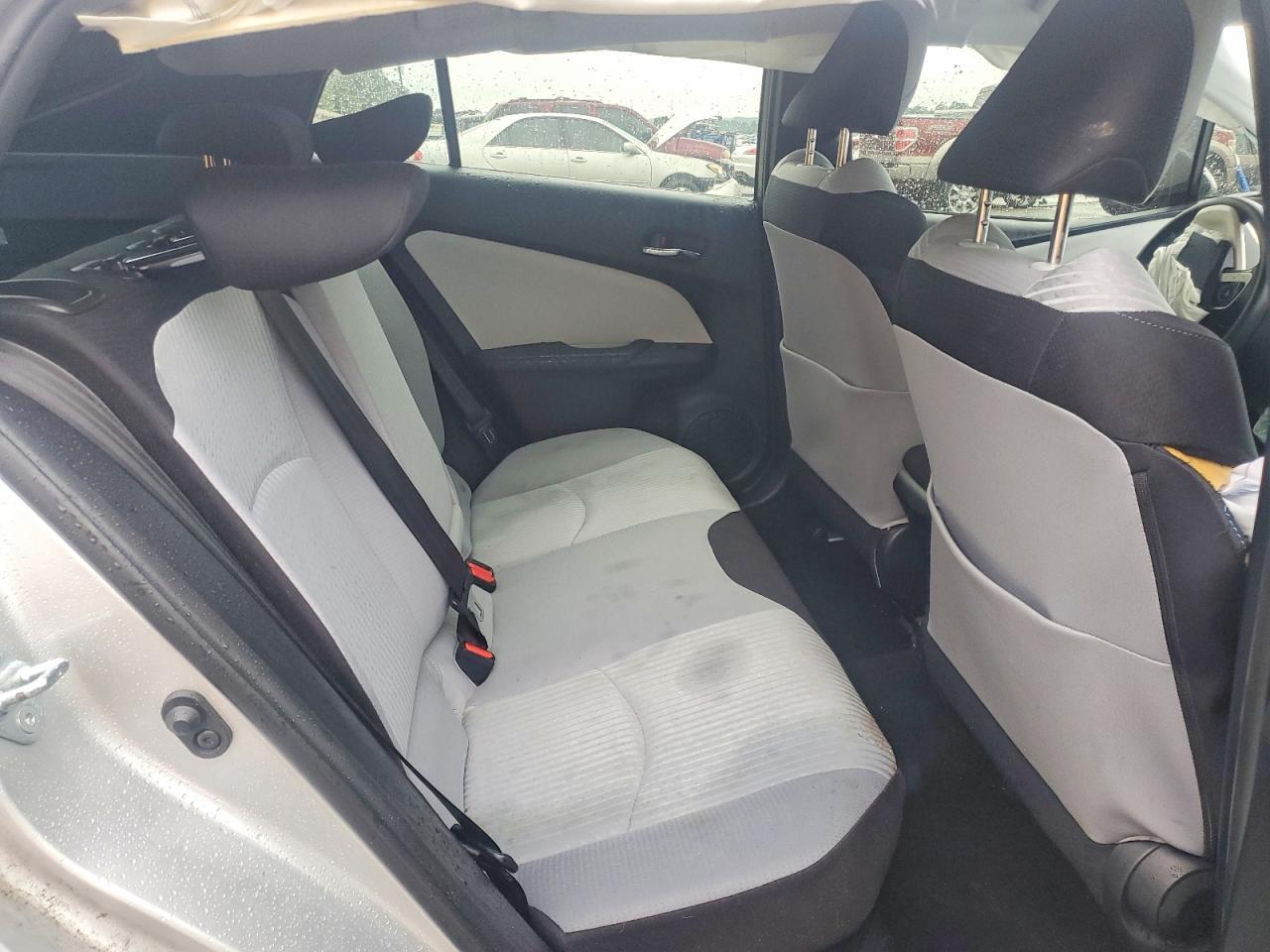 2017 TOYOTA PRIUS