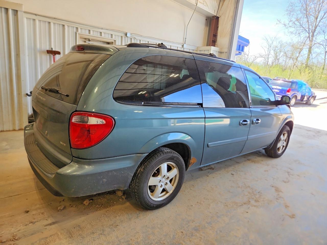 2005 DODGE GRAND CARAVAN