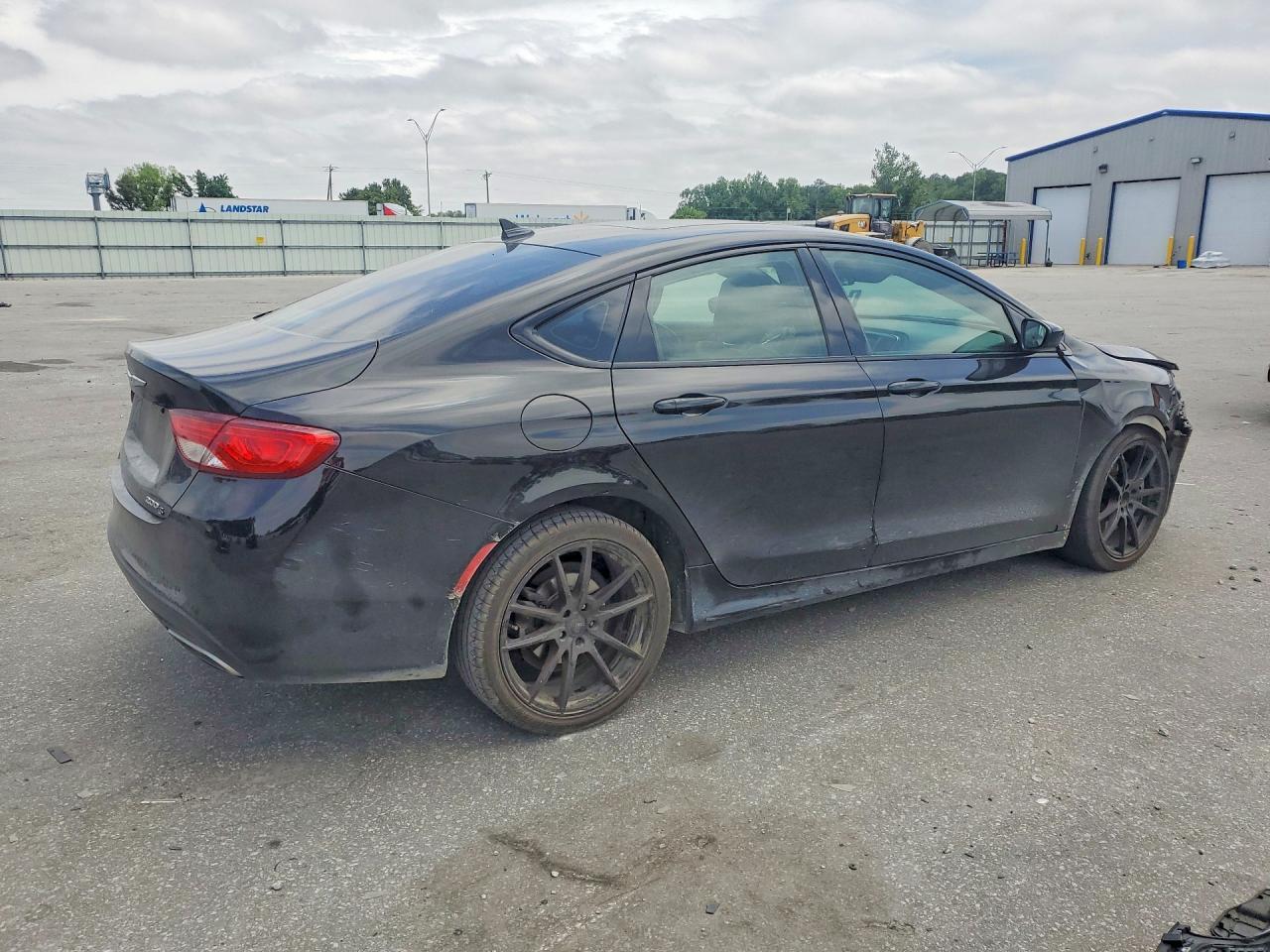 2016 CHRYSLER 200