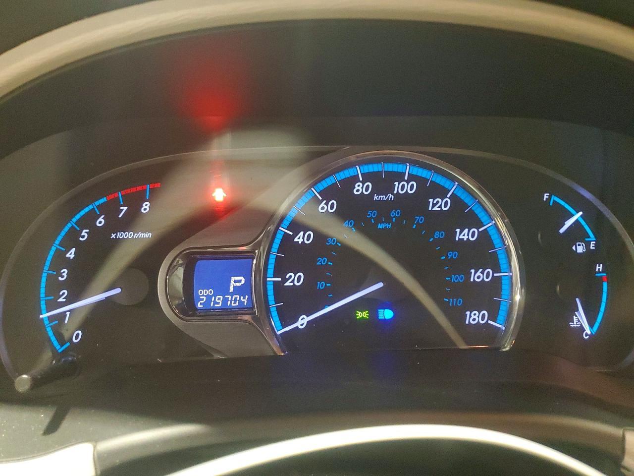 2014 TOYOTA SIENNA