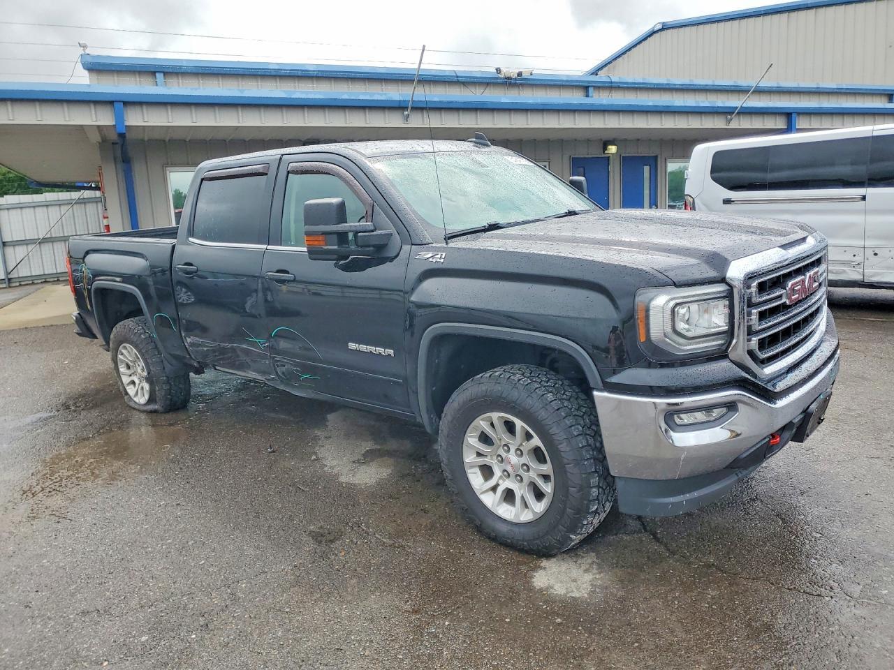 2018 GMC Sierra