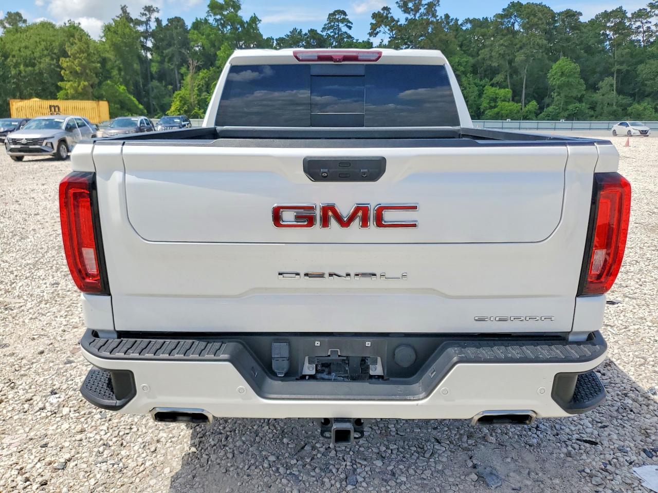 2022 GMC Sierra