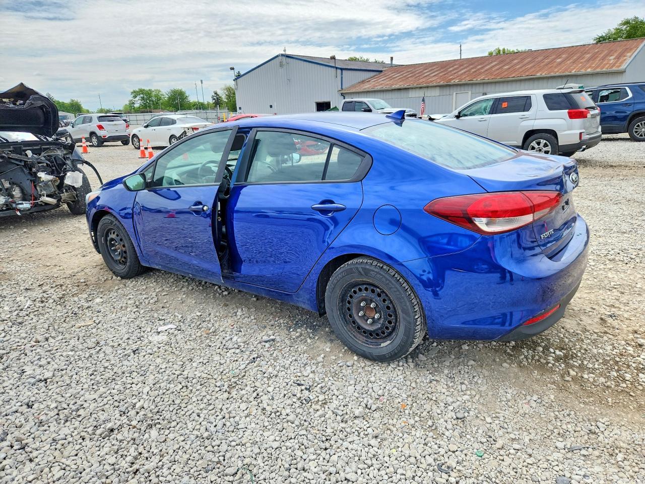 2017 KIA FORTE