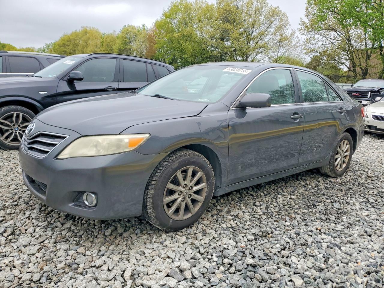 2011 TOYOTA CAMRY