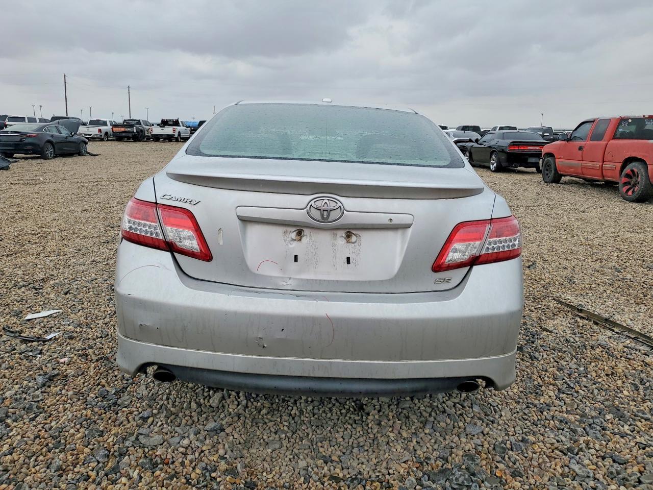 2011 TOYOTA CAMRY