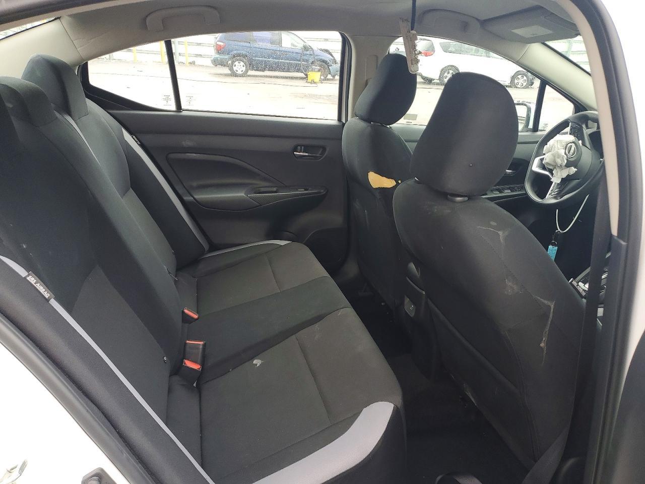 2025 NISSAN VERSA