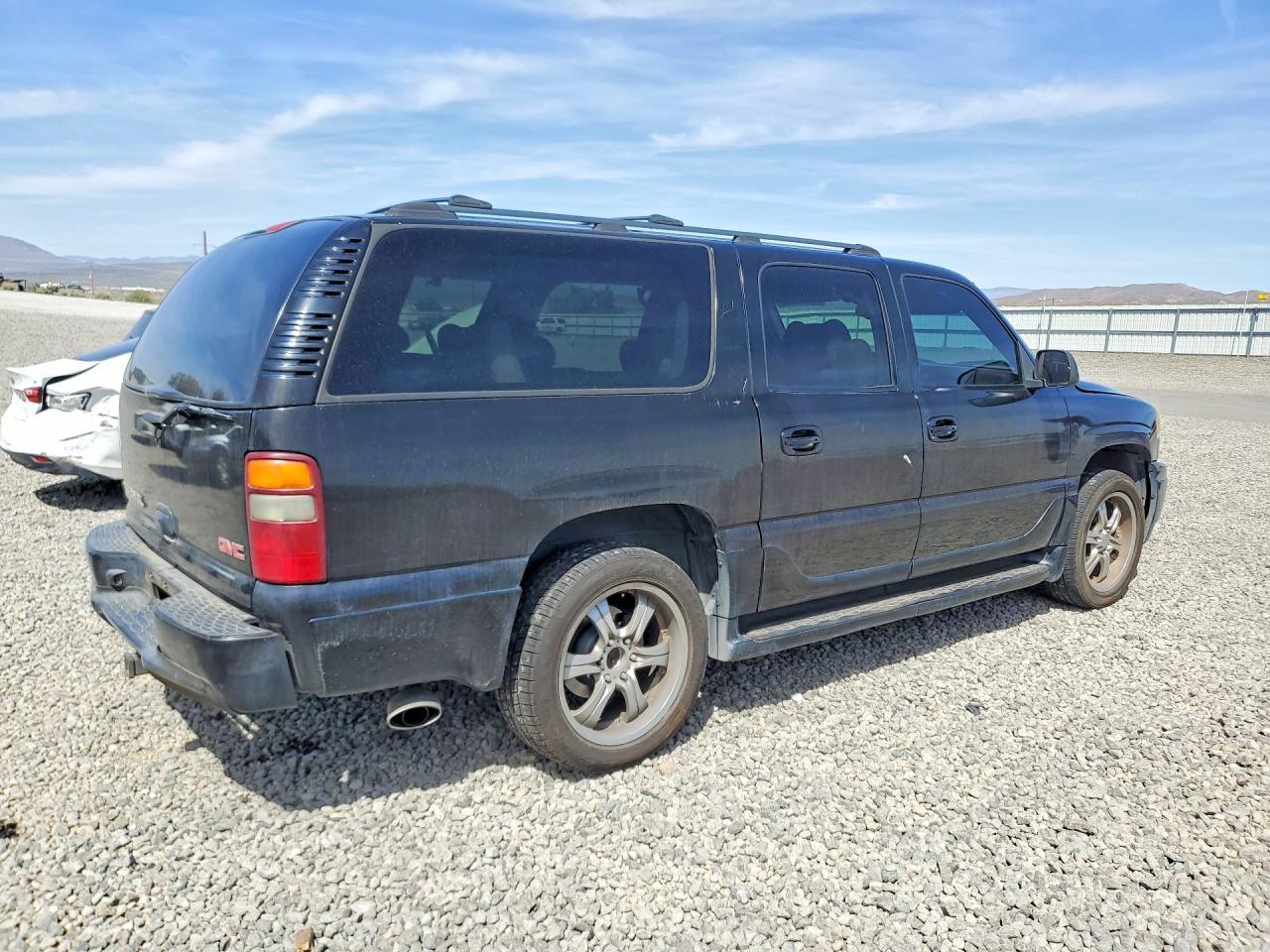 2001 GMC Denali
