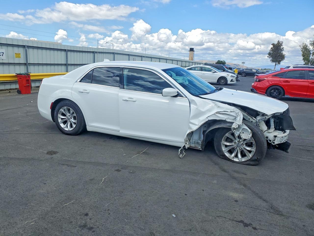 2016 CHRYSLER 300