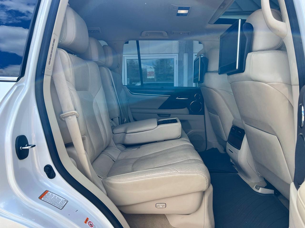 2019 LEXUS LX 570