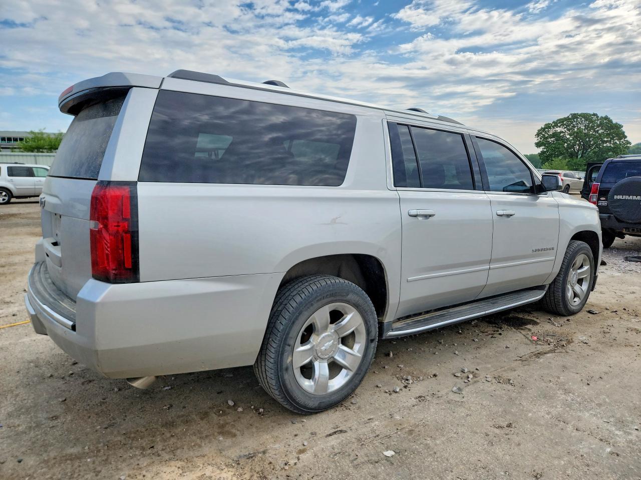 2017 CHEVROLET Suburban