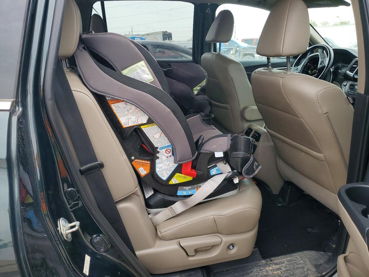 2016 HONDA PILOT