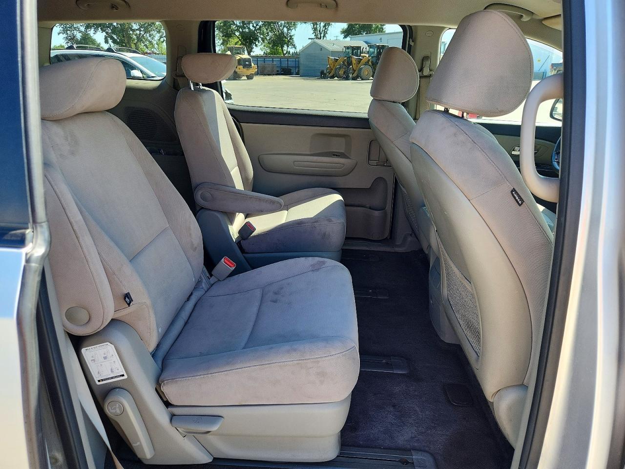 2015 KIA SEDONA