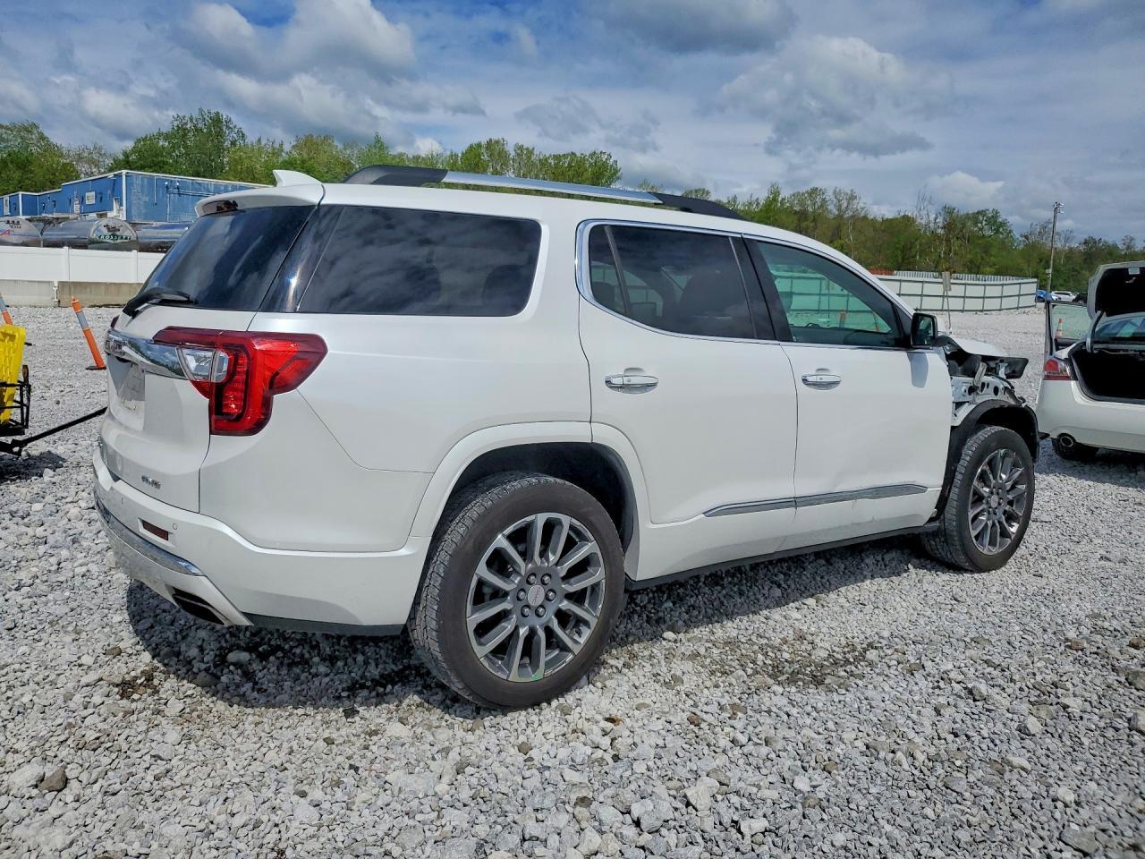 2021 GMC ACADIA