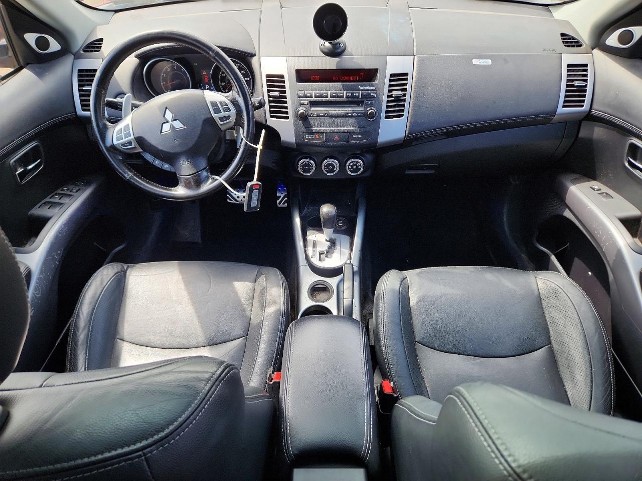 2012 MITSUBISHI outlander