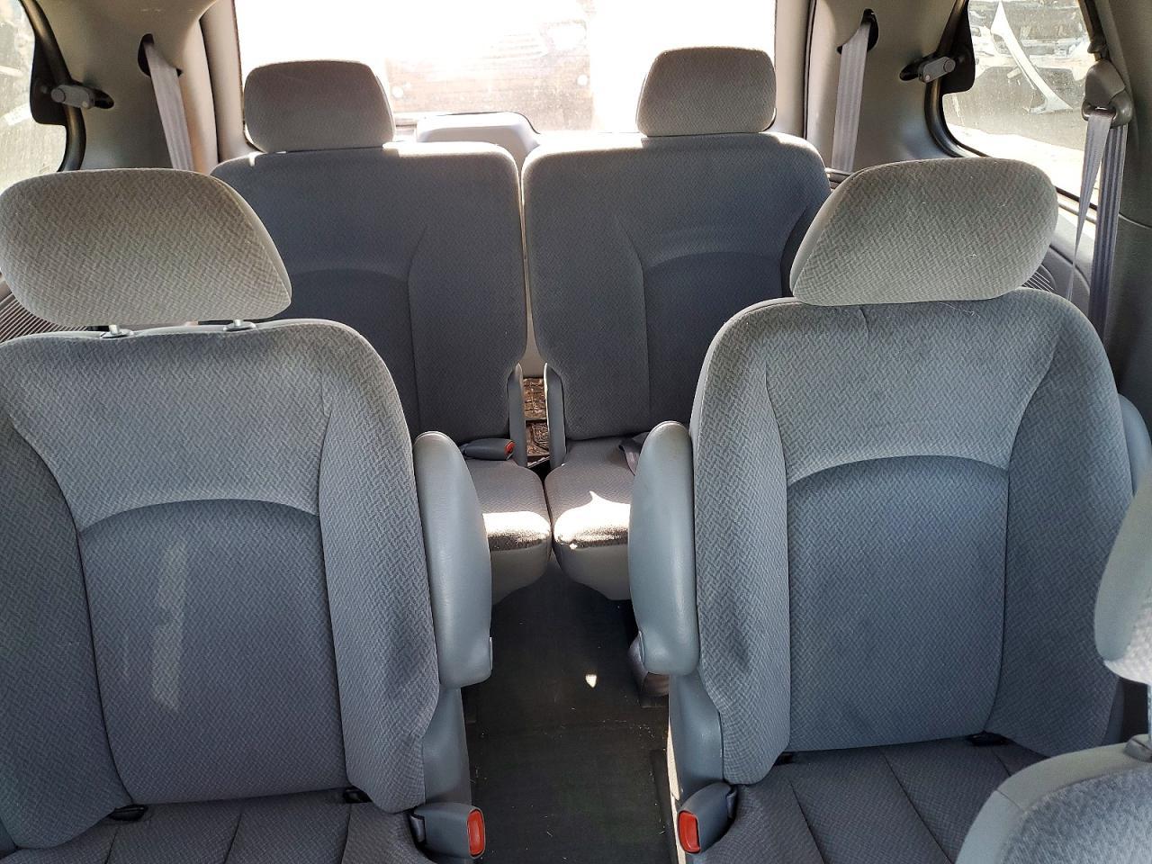 2005 DODGE CARAVAN