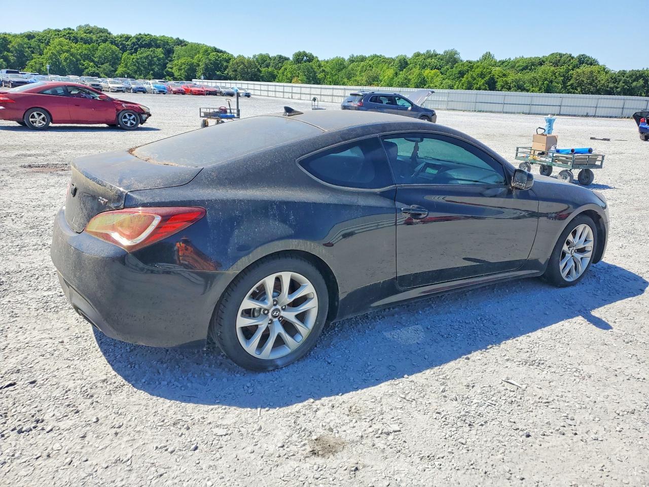 2014 HYUNDAI GENESIS