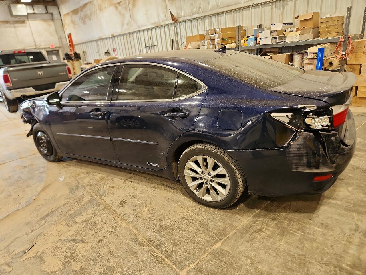 2013 LEXUS ES 300H