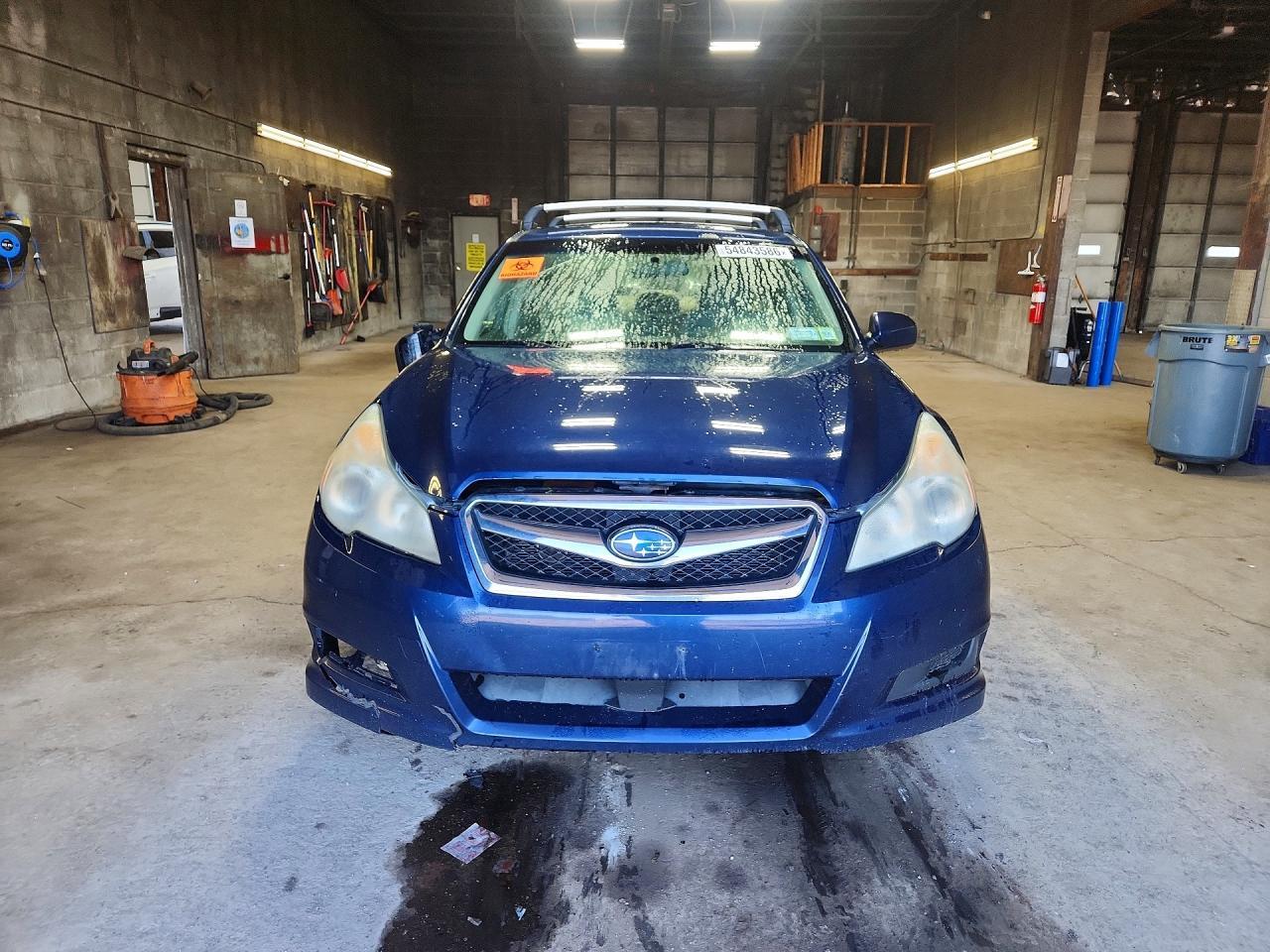 2010 SUBARU Legacy