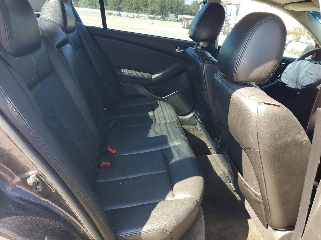 2011 NISSAN ALTIMA