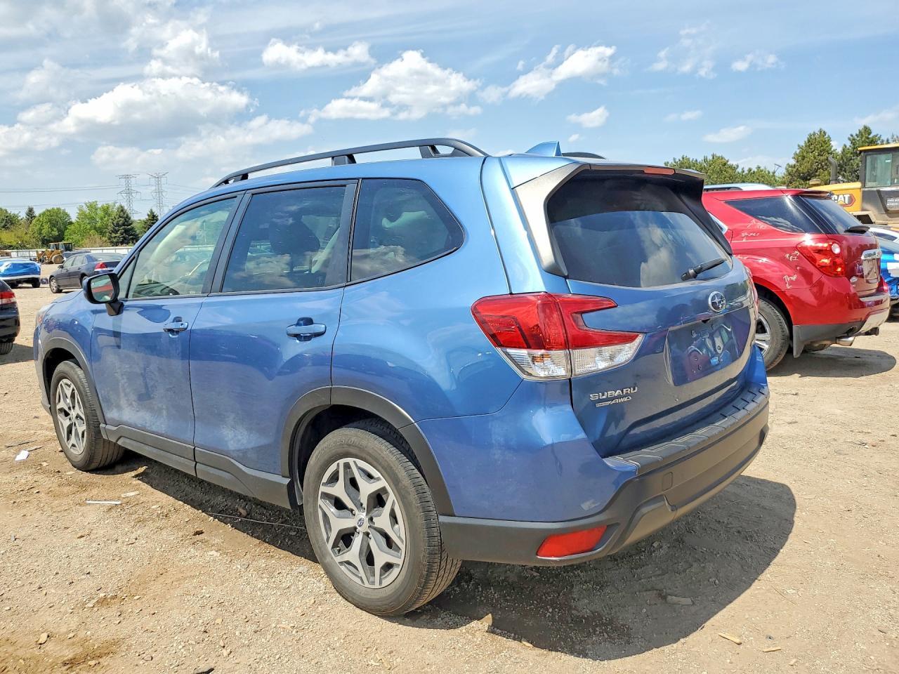 2023 SUBARU FORESTER
