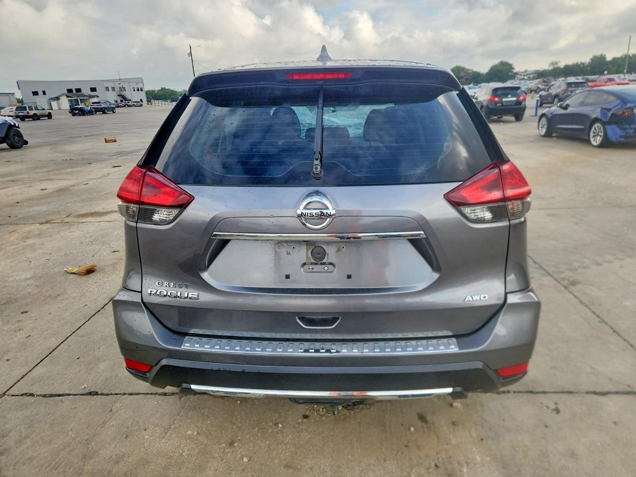 2017 NISSAN ROGUE