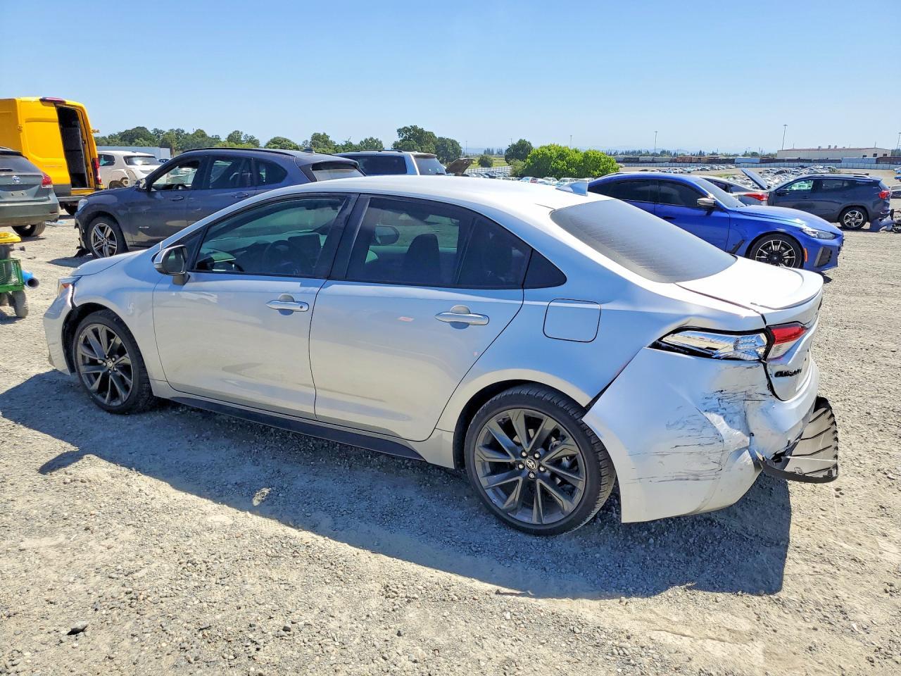 2025 TOYOTA COROLLA