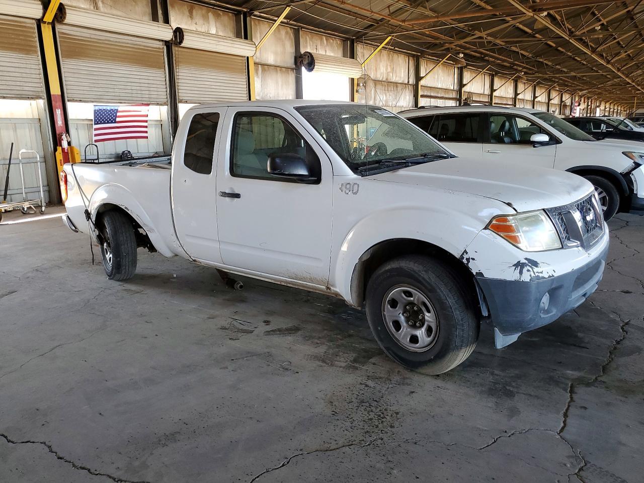 2012 NISSAN Frontier
