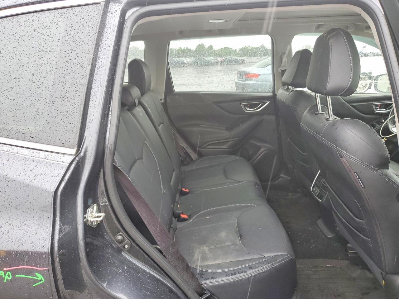 2019 SUBARU FORESTER