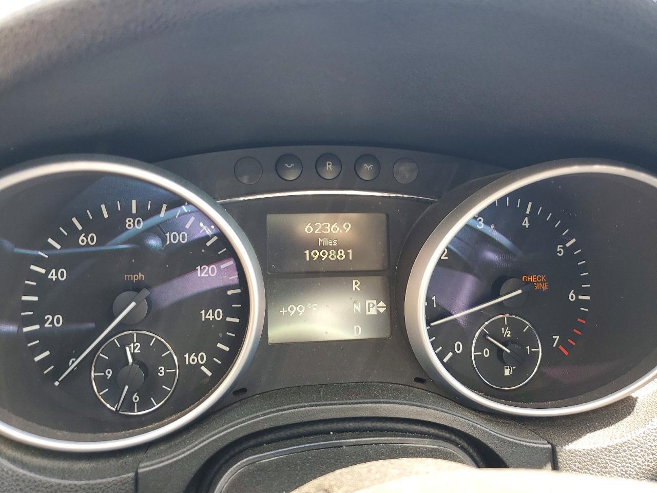 2011 MERCEDES-BENZ ML-Class