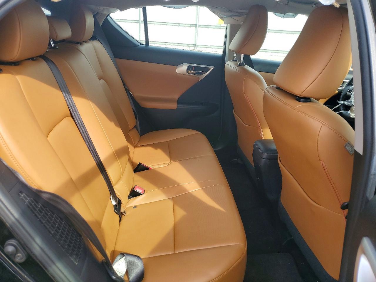 2012 LEXUS CT 200