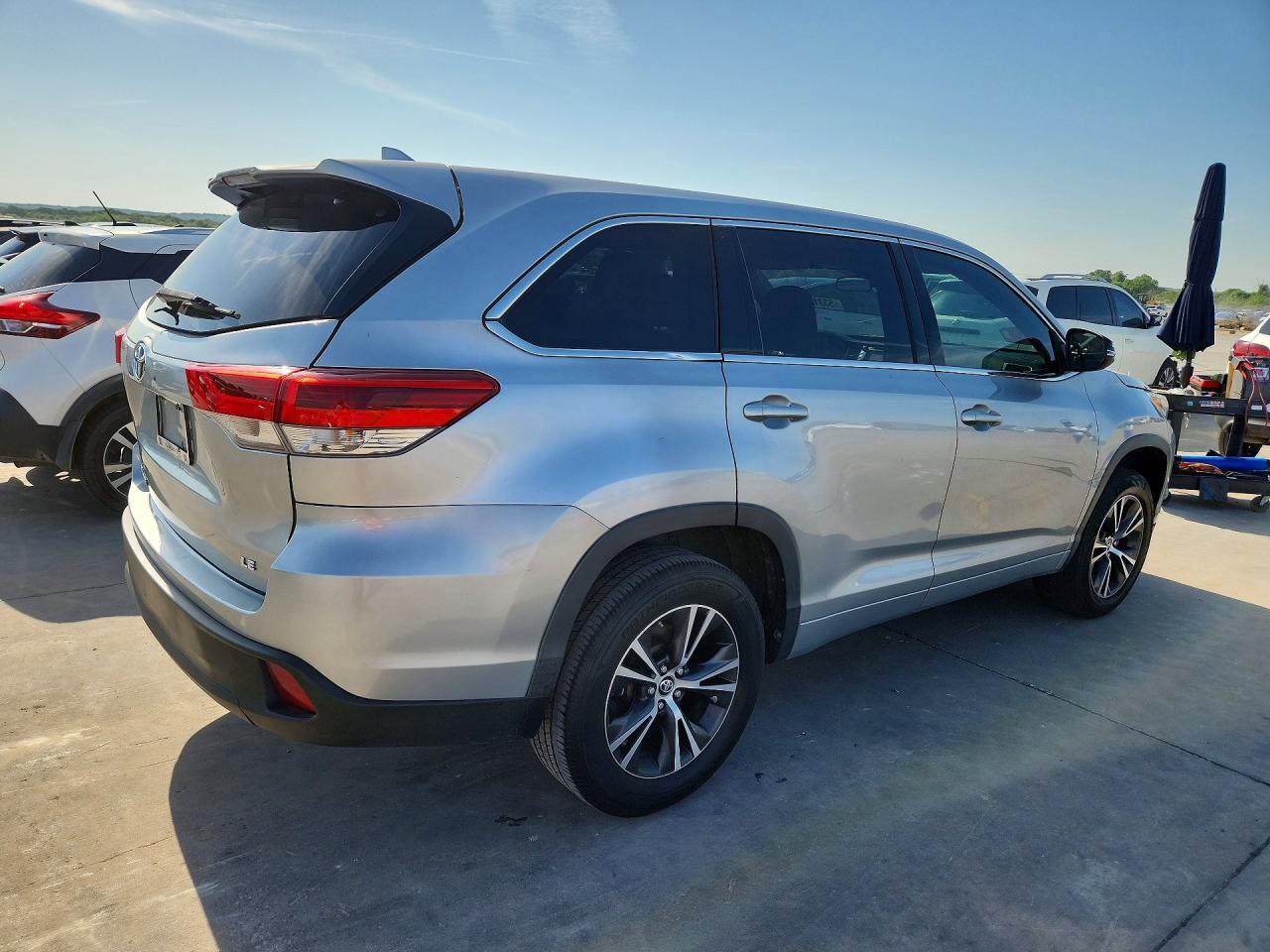 2018 TOYOTA HIGHLANDER