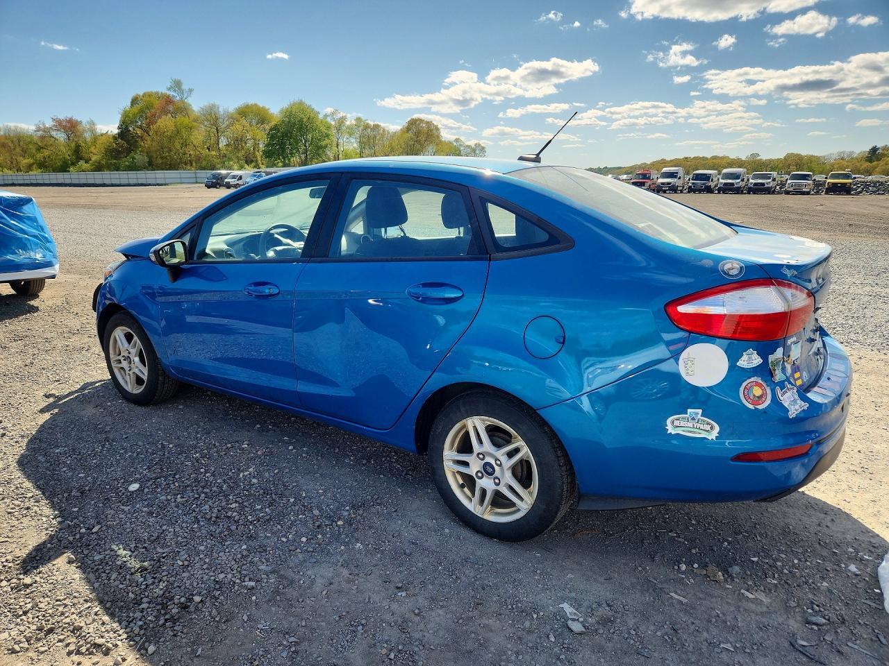 2017 FORD Fiesta