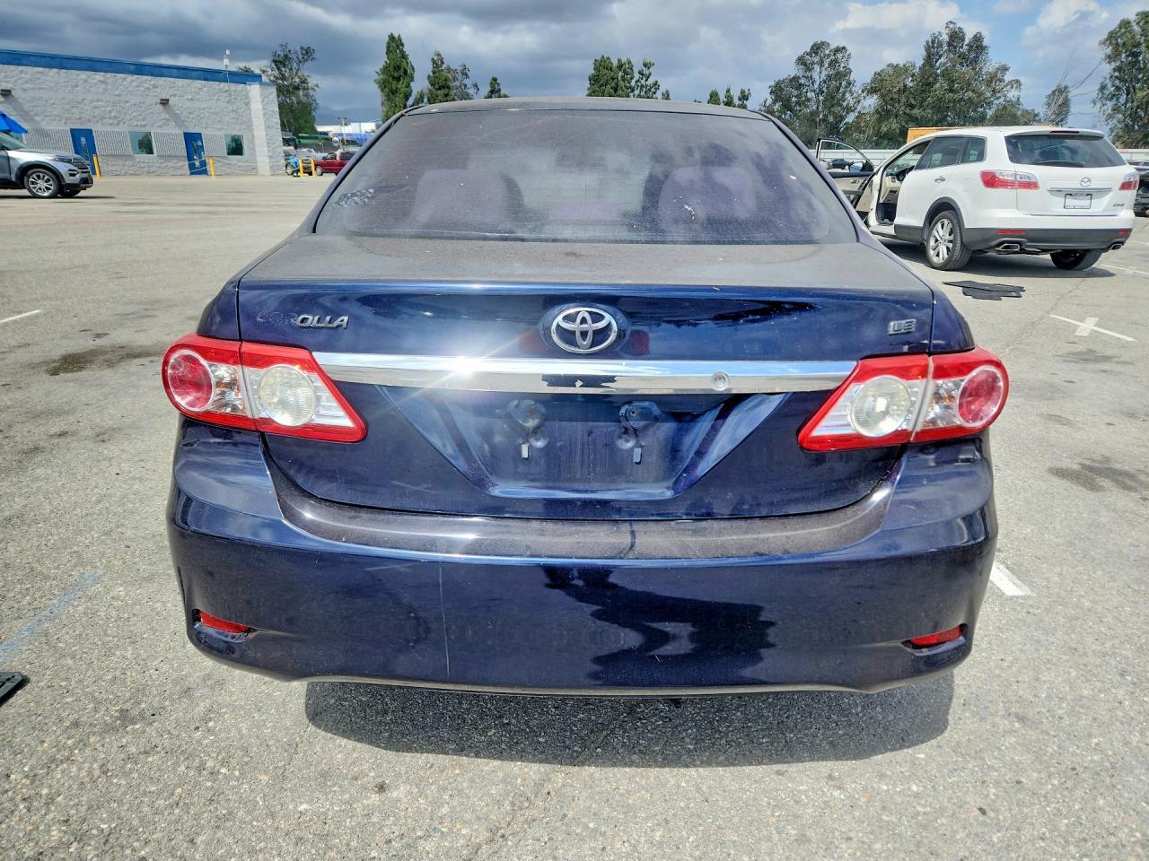 2011 TOYOTA COROLLA