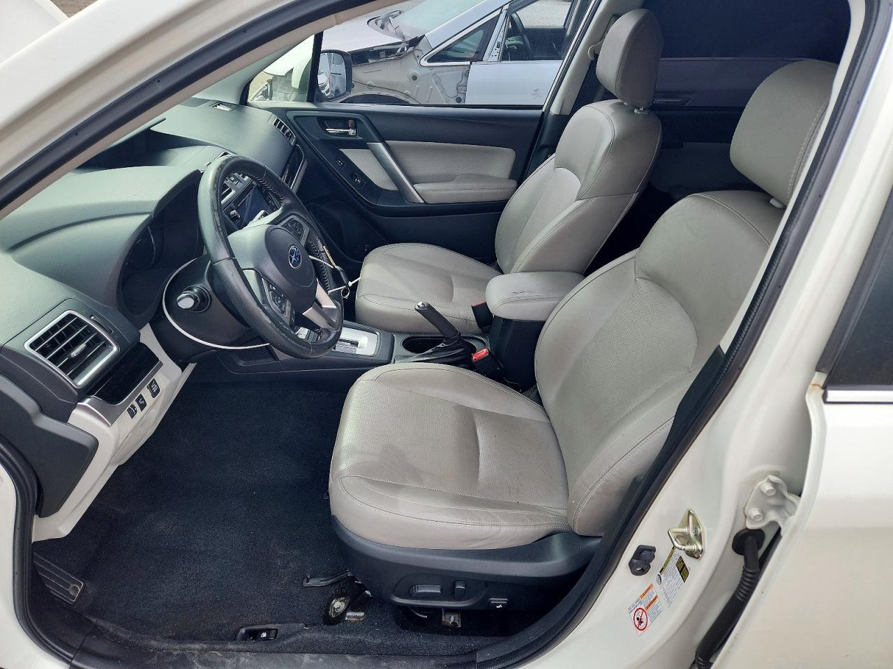 2017 SUBARU FORESTER