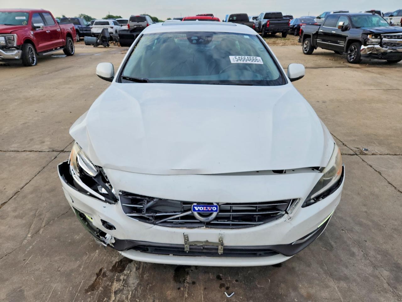 2016 VOLVO S60