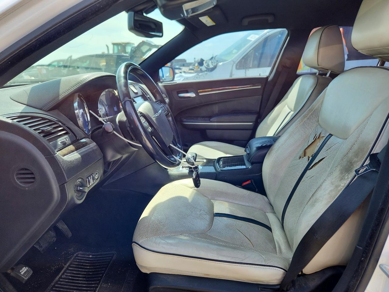 2013 CHRYSLER 300