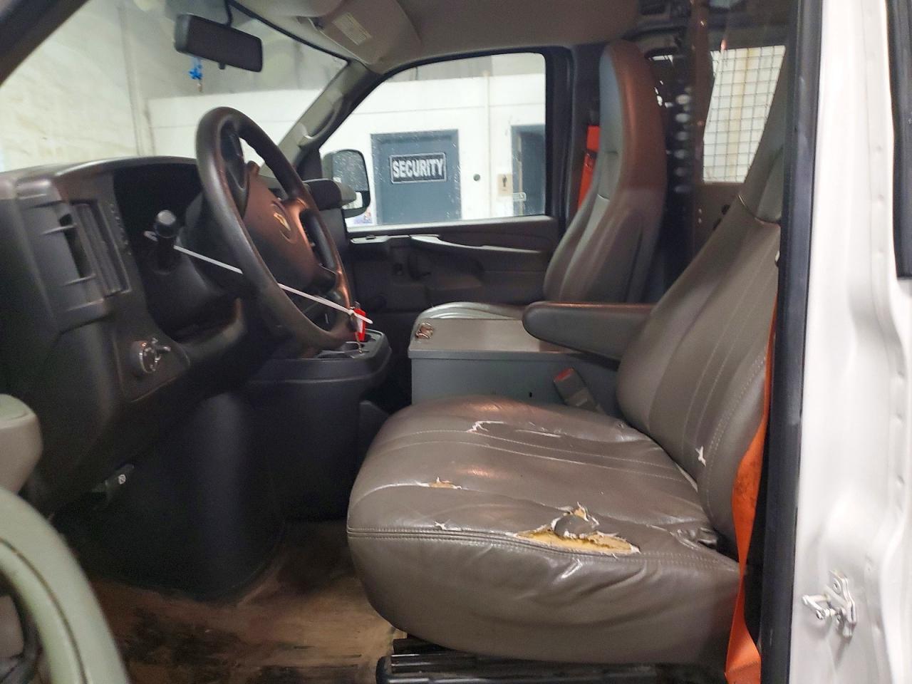 2013 CHEVROLET EXPRESS 2500