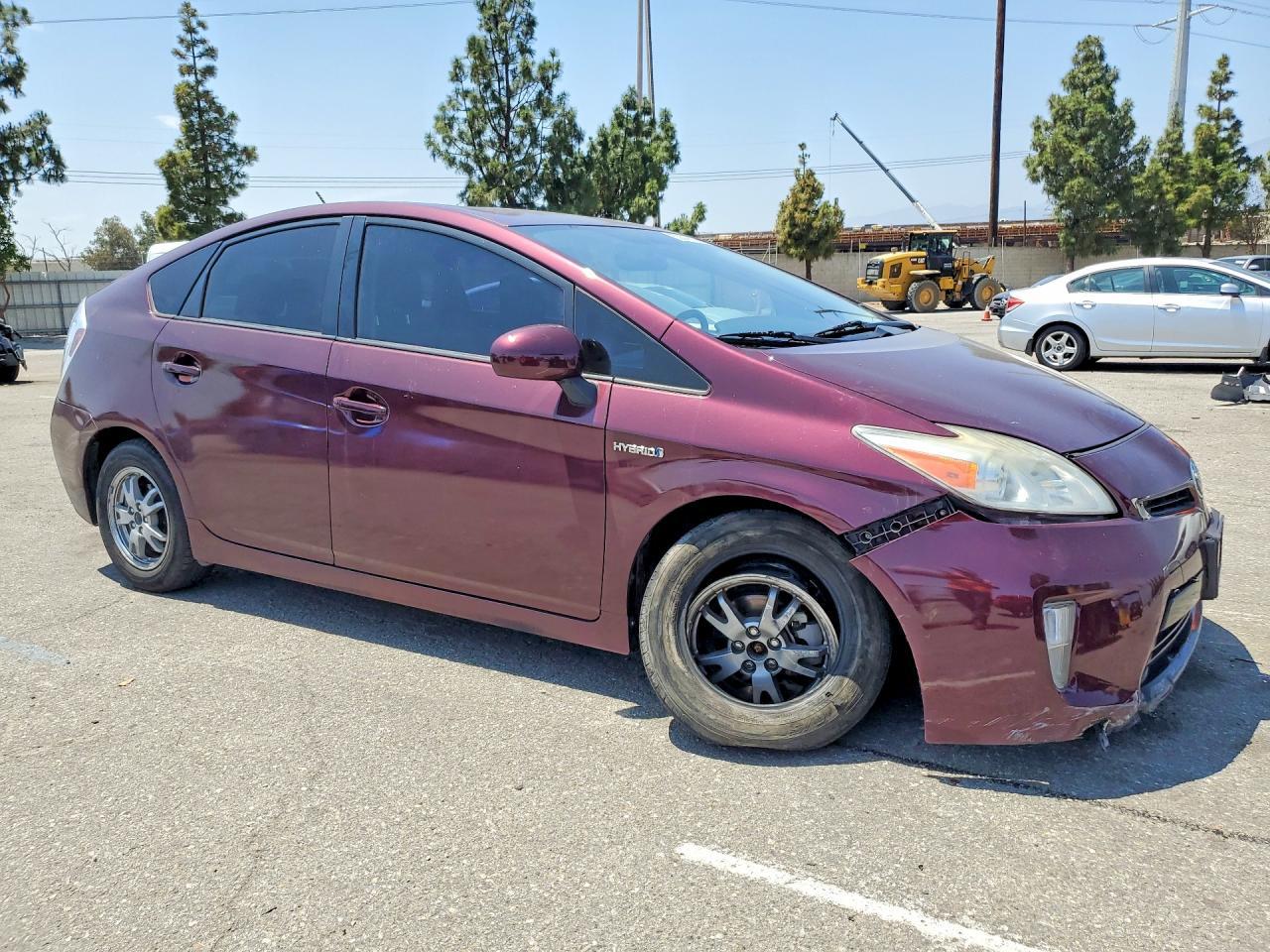 2013 TOYOTA PRIUS