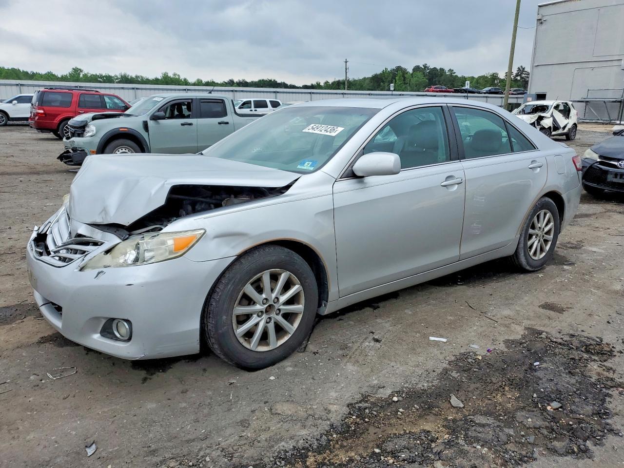 2011 TOYOTA CAMRY