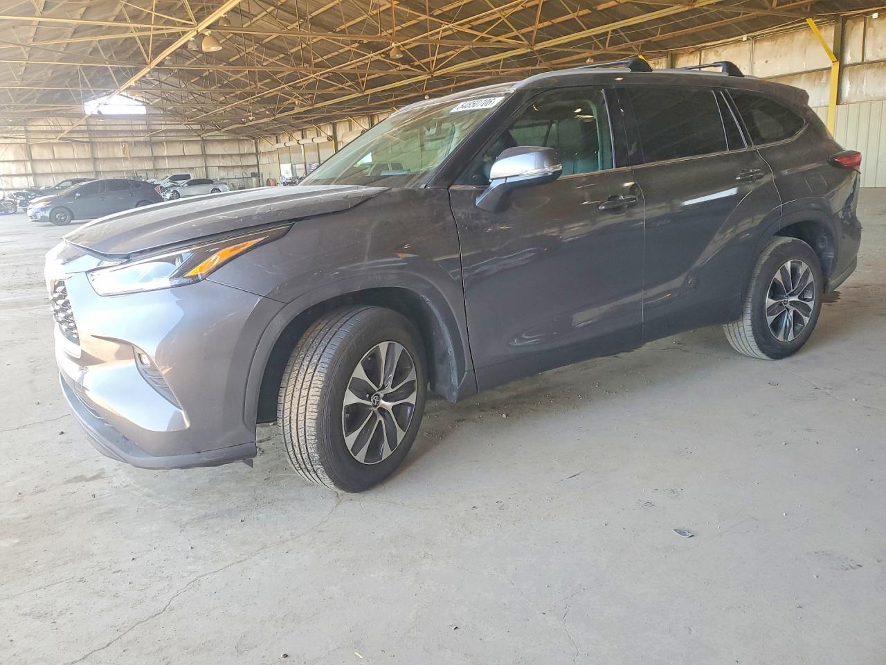 2022 TOYOTA HIGHLANDER