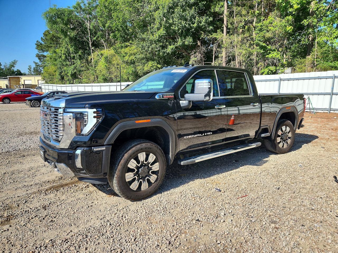 2025 GMC Sierra