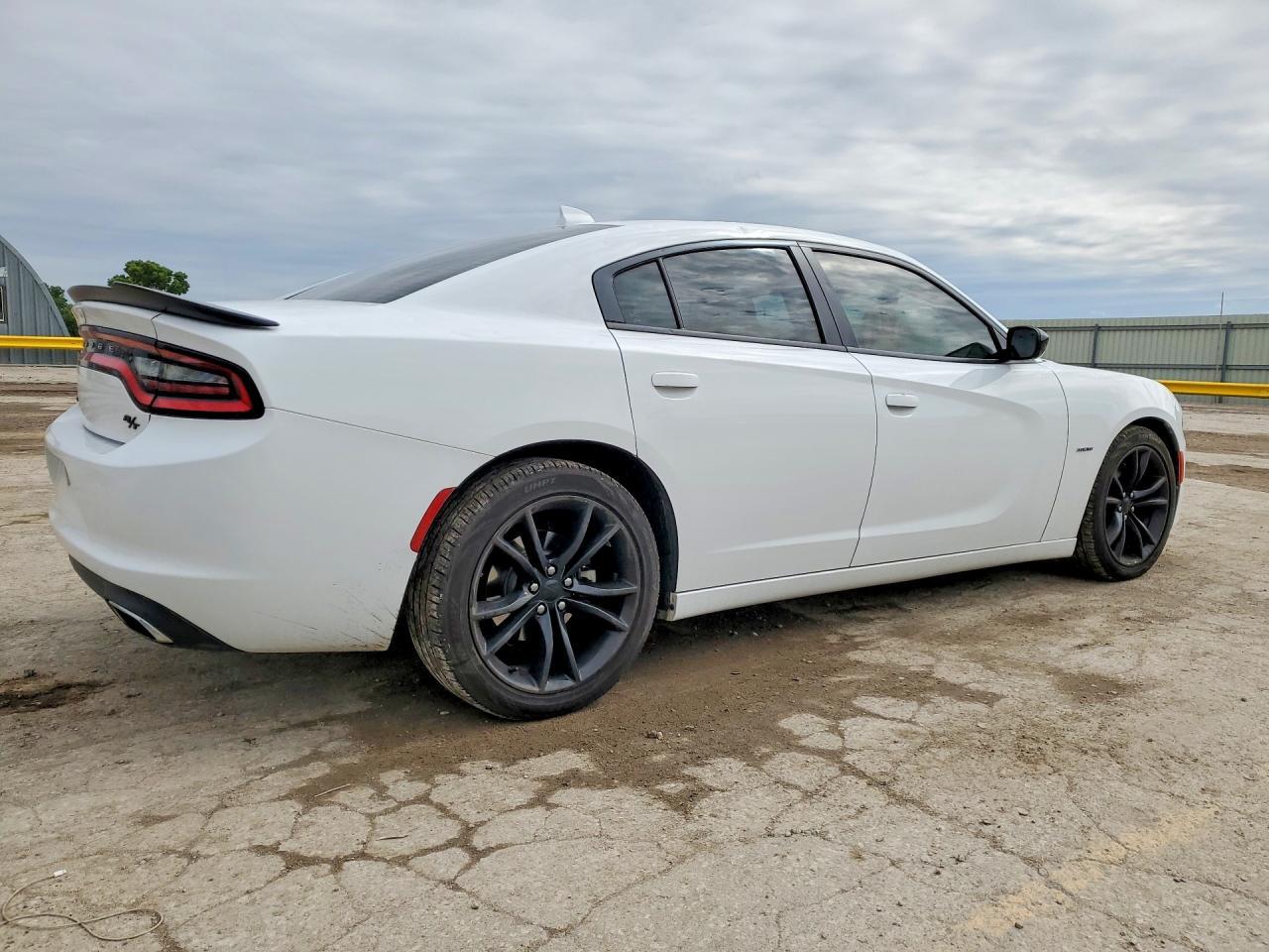 2016 DODGE CHARGER