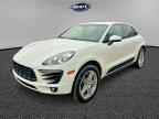 2015 PORSCHE Macan