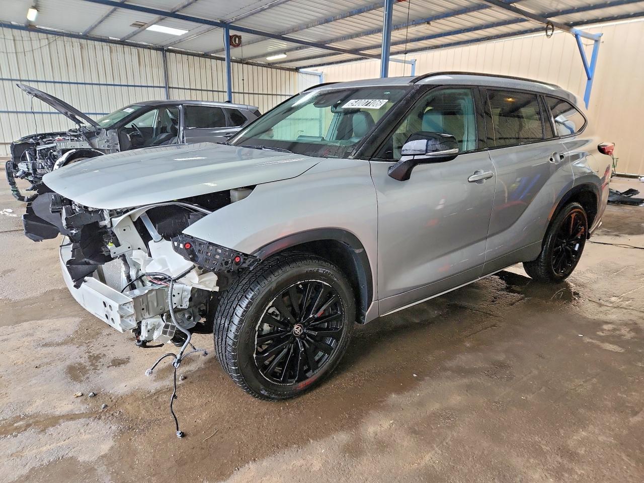 2025 TOYOTA HIGHLANDER
