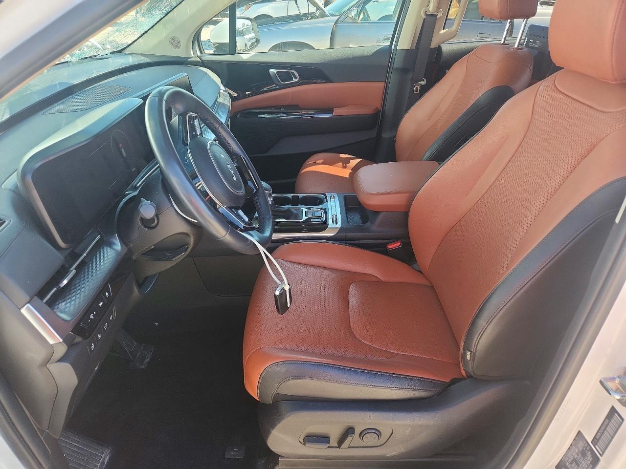 2024 KIA Carnival