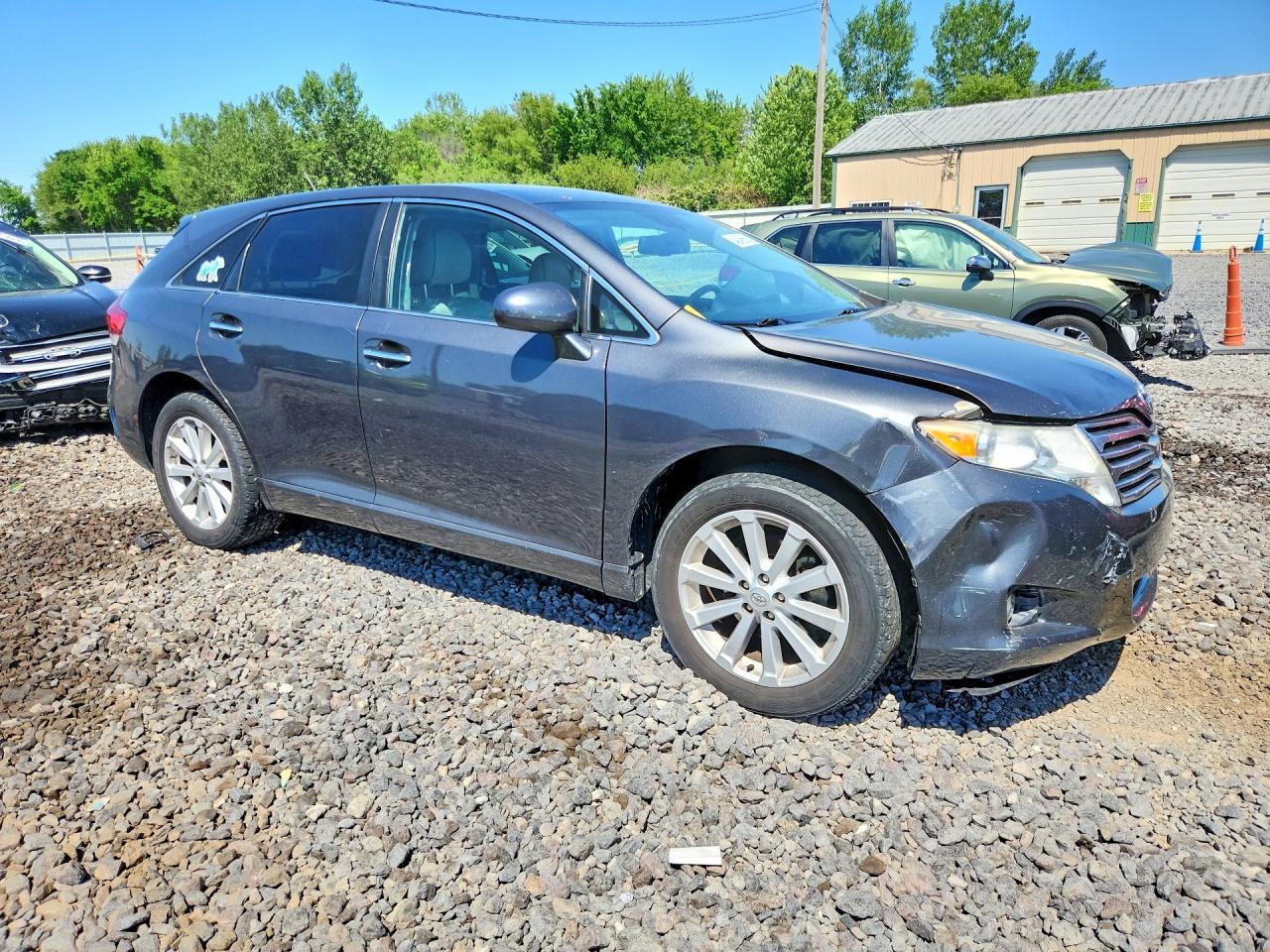 2011 TOYOTA VENZA