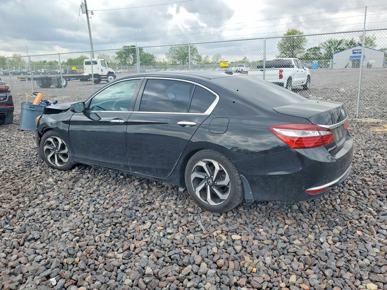 2016 HONDA ACCORD