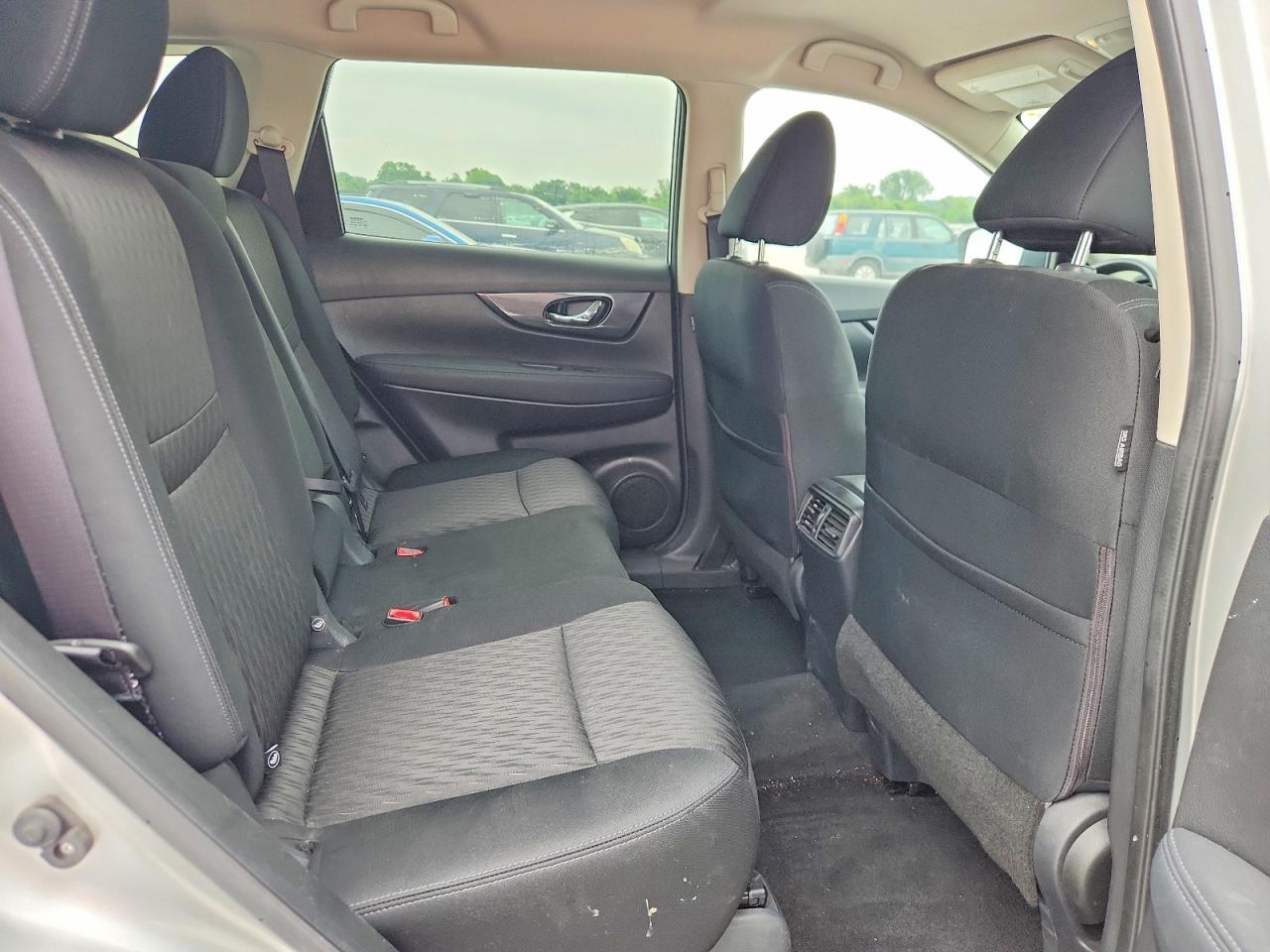 2017 NISSAN ROGUE