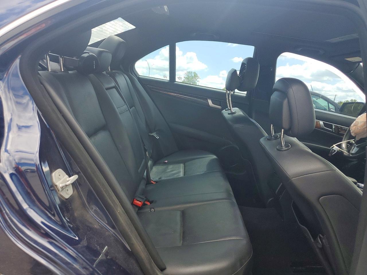 2012 MERCEDES-BENZ C-CLASS
